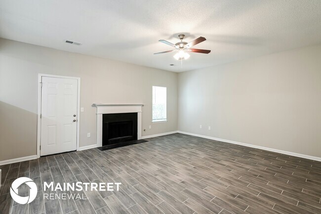 Photo - 885 Deshon Creek Dr