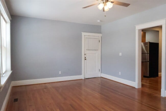 Photo - 757 Syracuse Ave Unit 1N