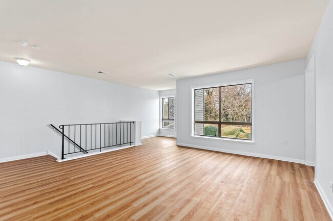 Photo - 66 Banner Ct