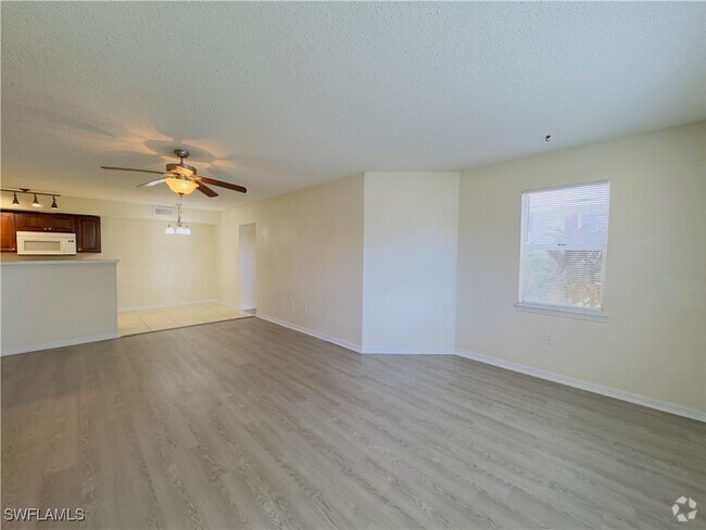 Building Photo - 12750 Equestrian Cir Unit 3003 Rental