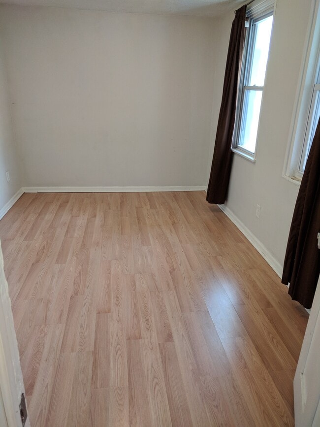 Photo - 634 Lake Michigan Dr NW Unit 2