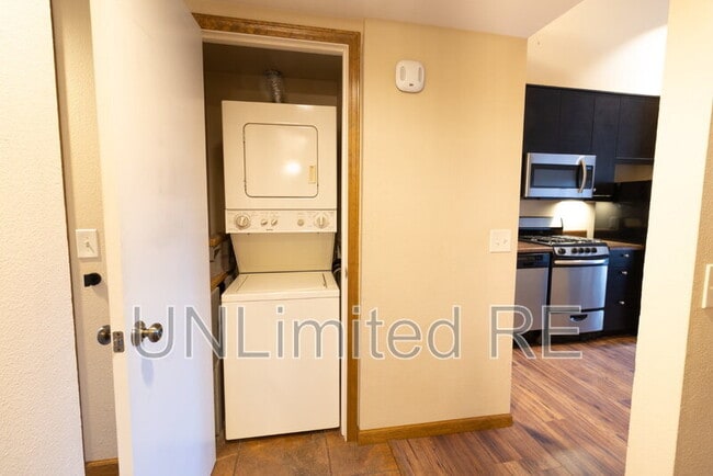 Photo - 2600 Valley View Dr Unidad 112C