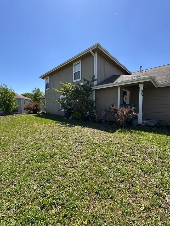 Photo - 514 Stonemont Dr