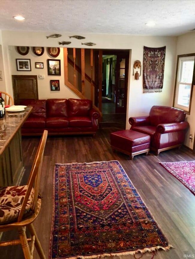 Photo - 9375 Cooper Rd