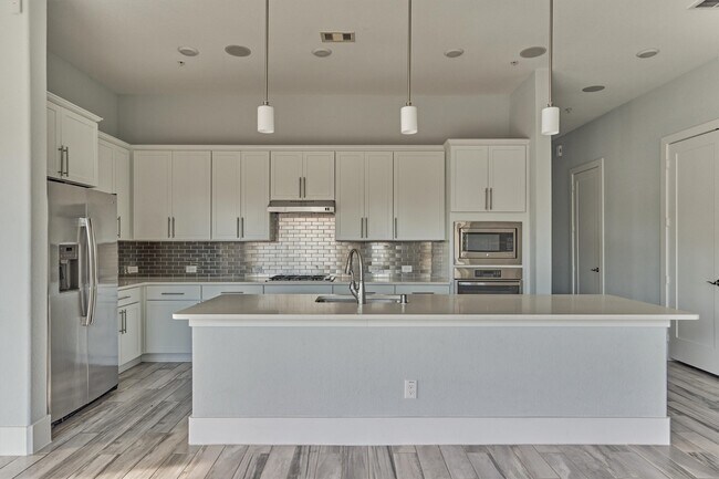 Photo - 2113 Solstice Blvd