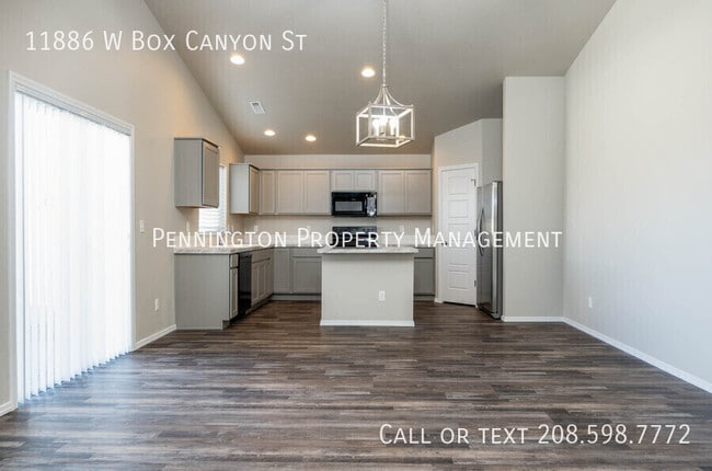 Photo - 11886 W Box Canyon St-
