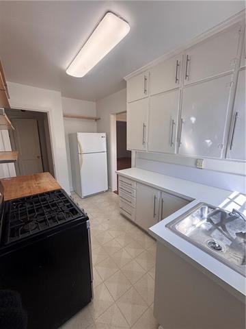 Photo - 1582 Jefferson Ave