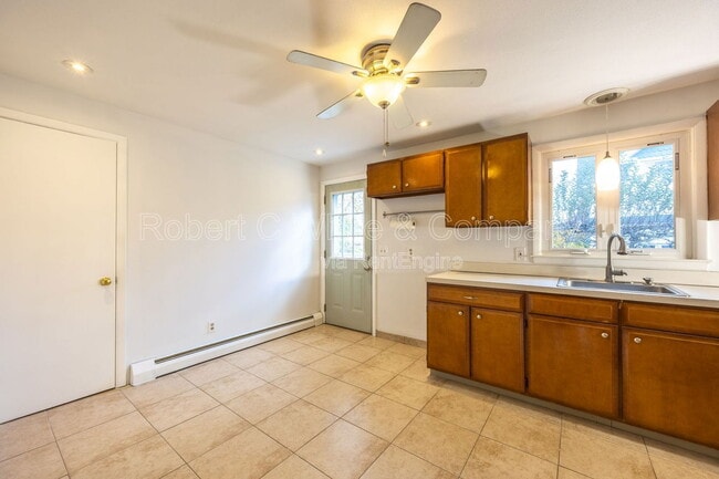 Photo - 32 Marshall St