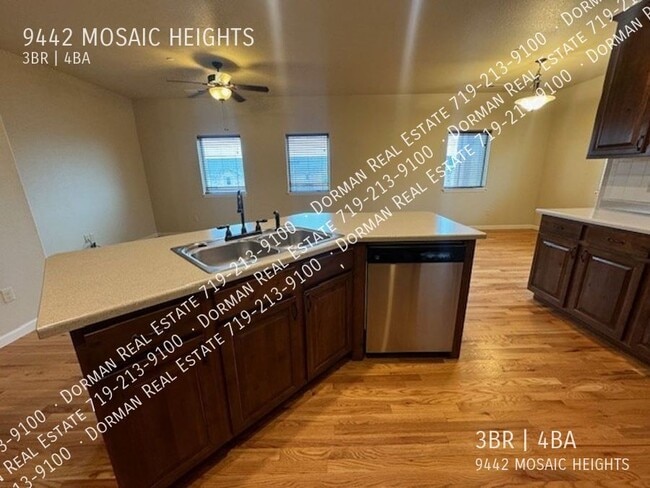 Photo - 9442 Mosaic Heights