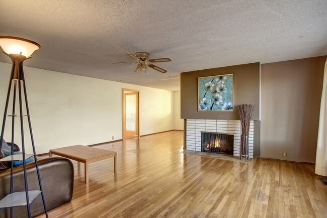 Photo - Bellevue Home