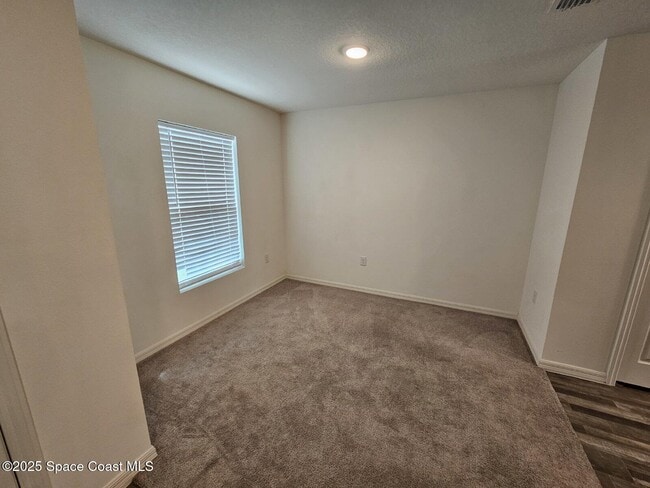 Photo - 1390 Vander Ave SE