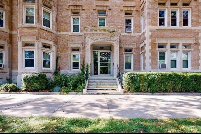 Photo - 1834 Beacon St Unit 16