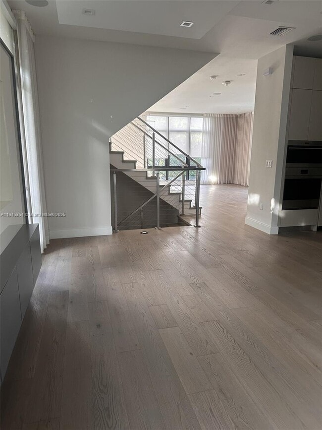 Photo - 8231 NW 48th St