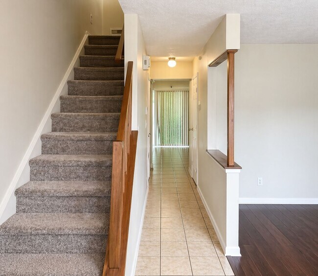 Photo - 9456 Lexington Cir