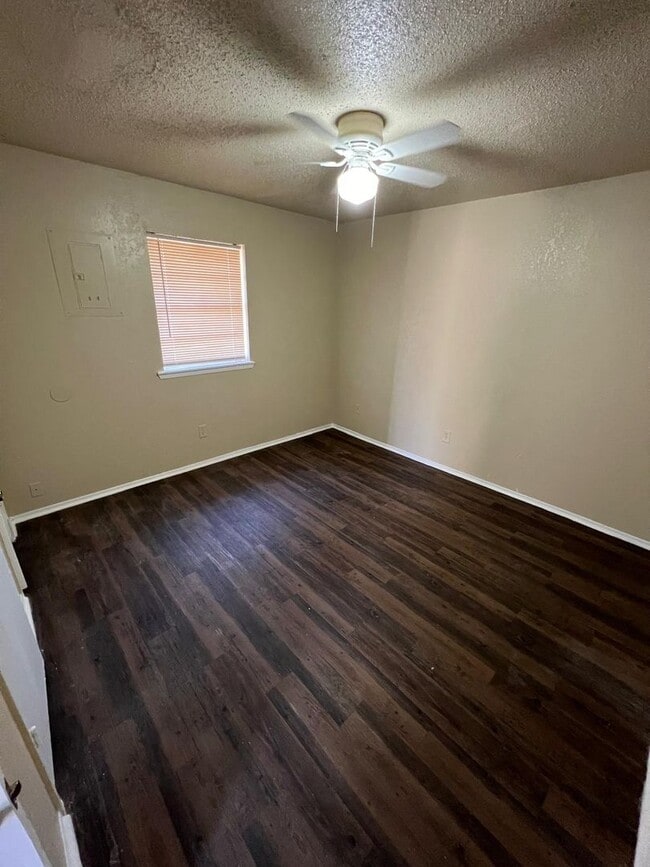 Photo - $0 First Month's Rent / $0 Deposit at Move-in