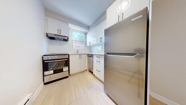 Photo - 362 McArthur, 388- 390 Irwin Miller