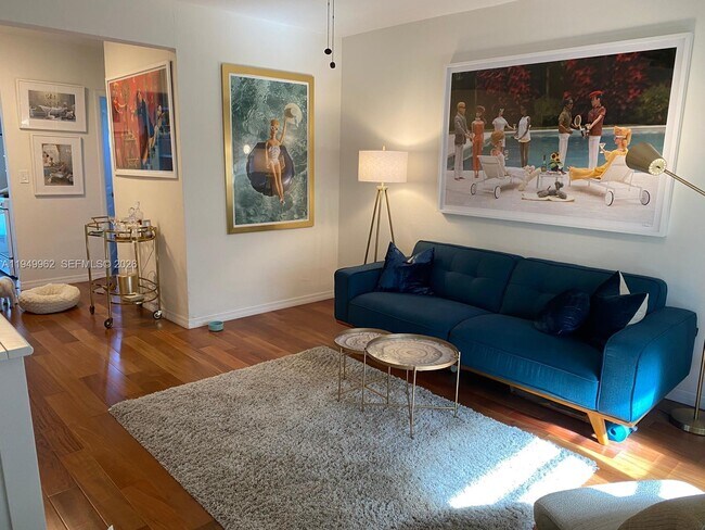 Photo - 101 Collins Ave Unit 11