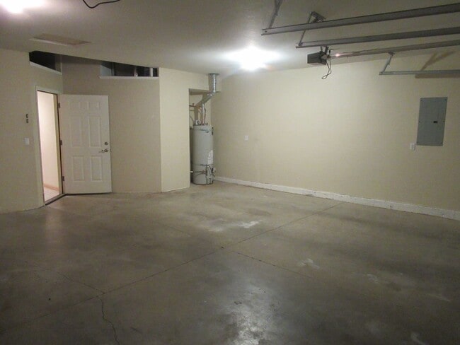 Photo - Split Level Two Bedroom Duplex Unidad 2574