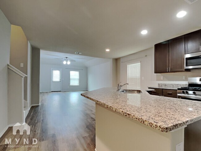 Photo - 4242 Stuebner Hl Dr