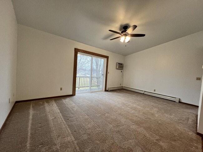 282 Wintergreen Dr