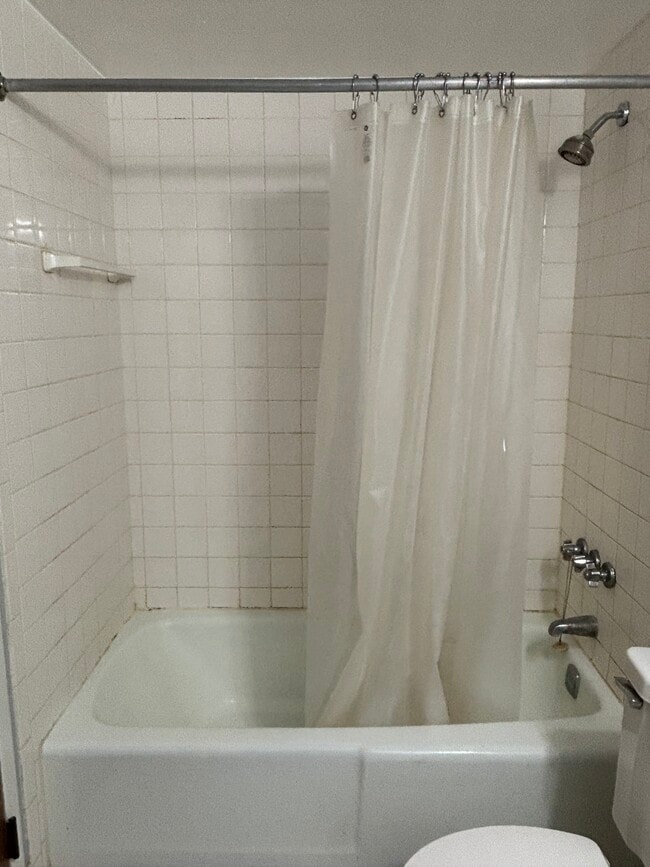 Photo - 220 S Roselle Rd Unit 220-27