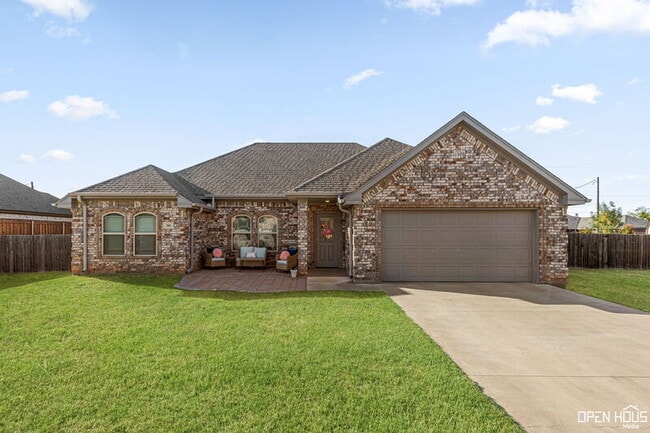 Photo - 306 Driftwood Dr House