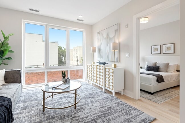 2 bed 2 bath - Motif Rental