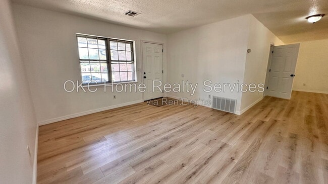 Photo - 4300 Bonaparte Blvd