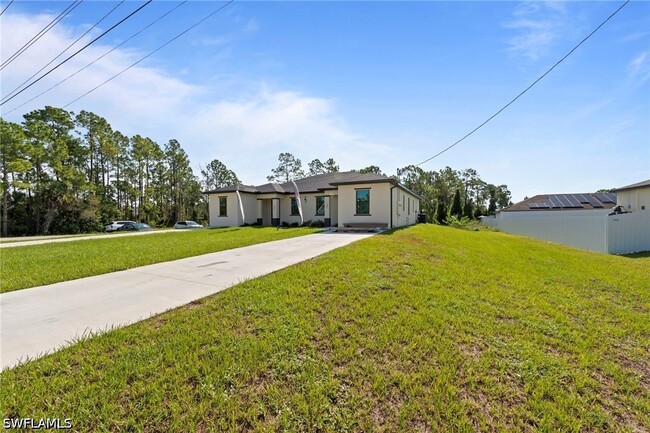 Photo - 907 Homestead Rd S