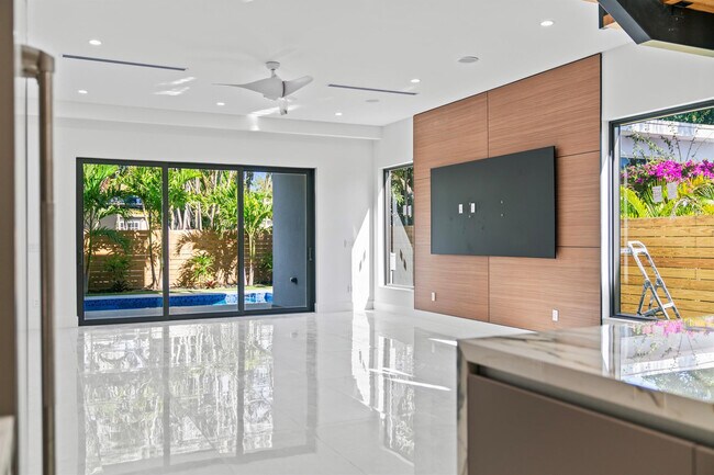 Photo - 1314 NE 13th Ave