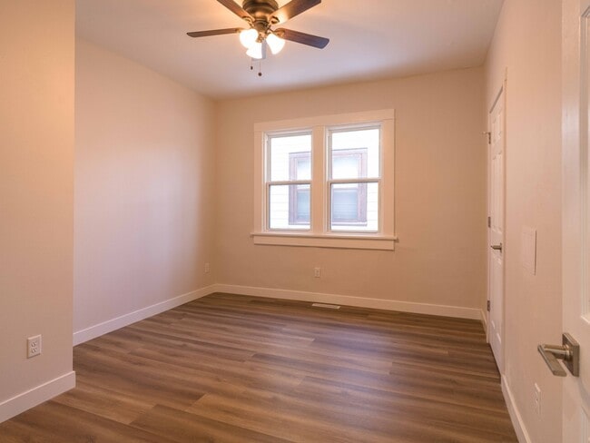 Photo - 821 Jefferson Ave