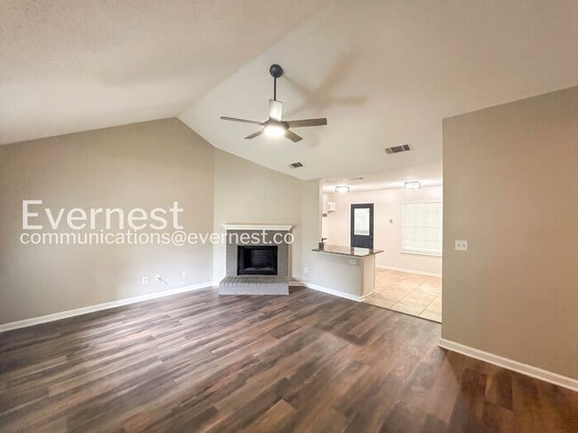 Photo - 5780 Saranac Ave