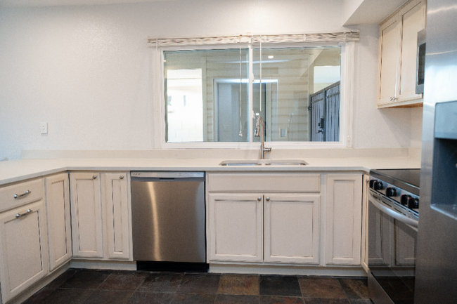 Photo - 8410 E Chaparral Rd Townhome