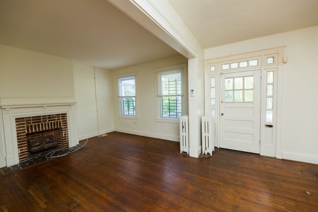 Photo - 2026/2027 JHU Off-Campus 5bd/2ba Rowhome w...