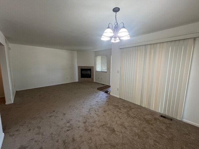 Photo - 2621 Rigden Pky Unit H2