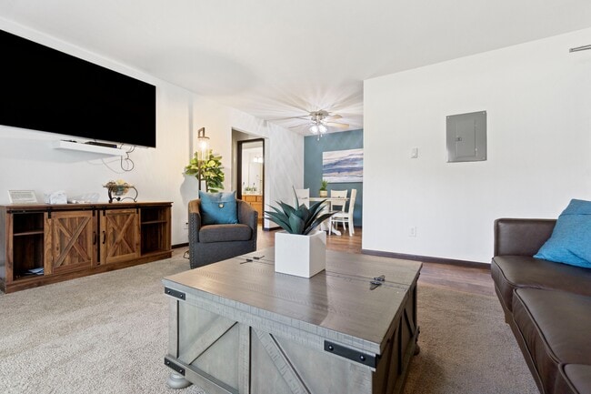 Arbor Lakes Living Room