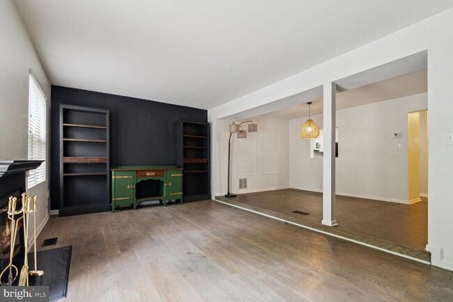 Photo - 2849 Schoolhouse Cir