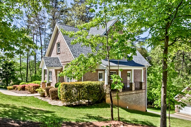 Photo - 111 Daleyuhski Way