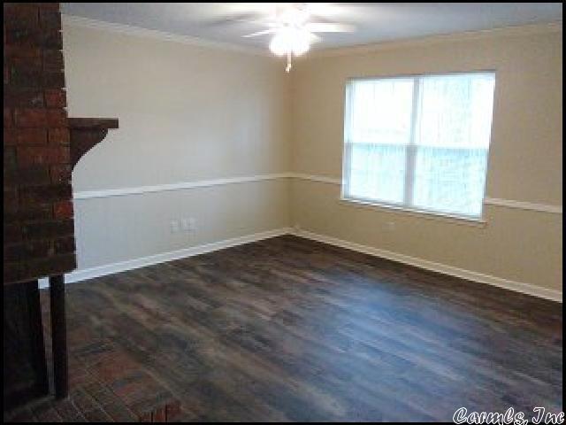 2120 Justus Loop