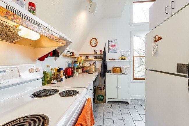 Photo - 32 Mason Ter Unidad 2