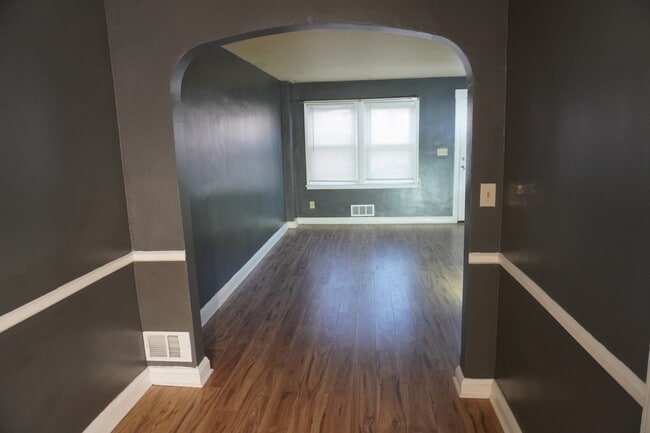 Photo - 3811 Lyndale Ave