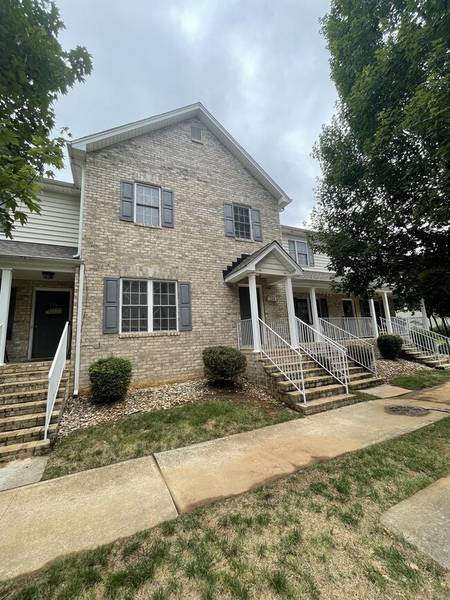 Photo - 224 Capital St Townhome