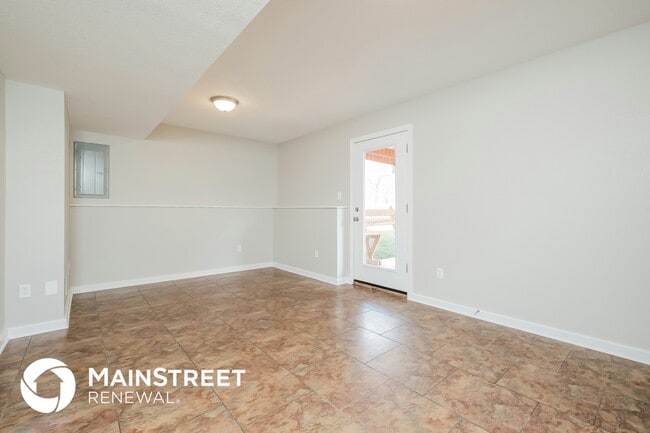 Photo - 11503 N Windsor Ave