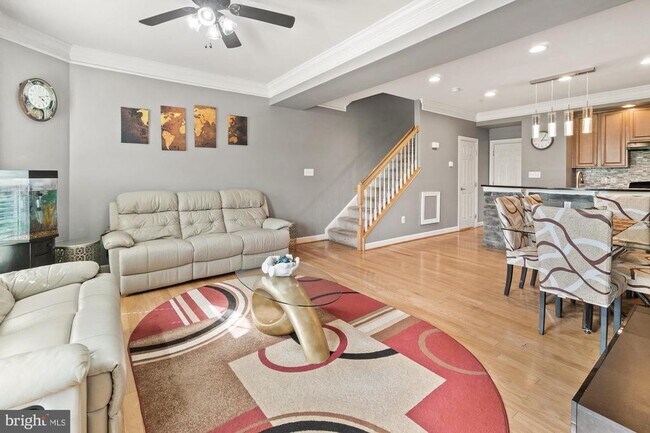 Photo - 3565 Holborn Pl