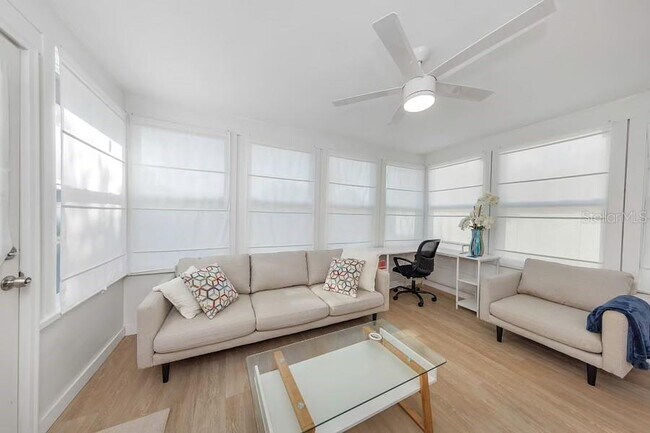 Photo - 1579 Elizabeth Ln