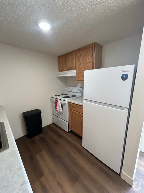 Building Photo - 215 S Blankenship Rd Unit 18 Rental