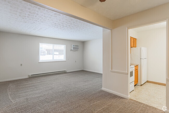 2BR, 1BA - 842SF