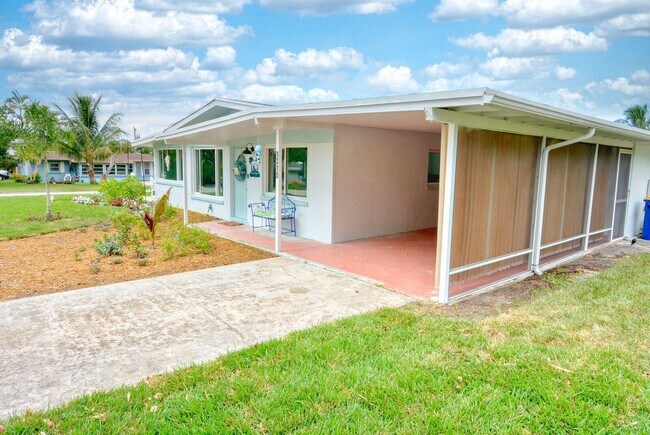 Photo - 1315 NE Flora Pl