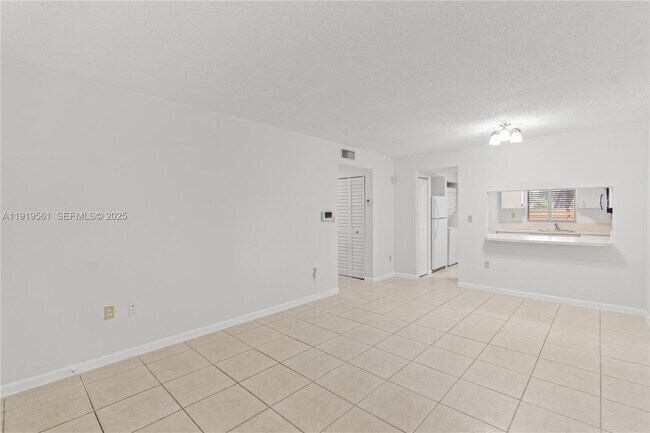 Photo - 14900 SW 82nd Terrace Unit 14-104