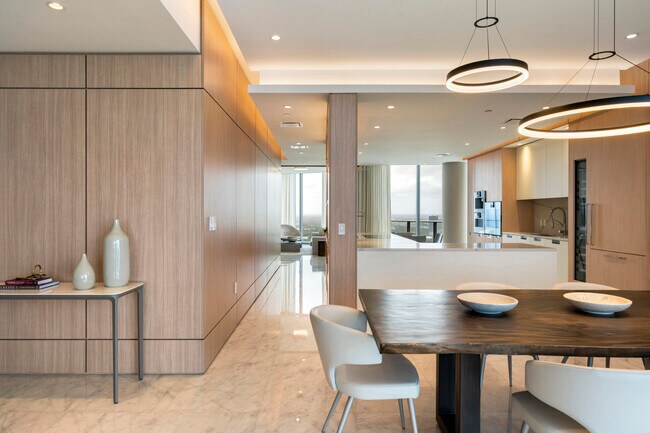 Photo - 15701 Collins Ave